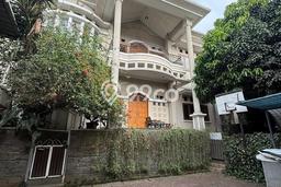 For Sale! Premium House LT 888m2 Desain Elegan di Padalarang For Sale! Premium House LT 888m2 Desain Elegan di Padalarang