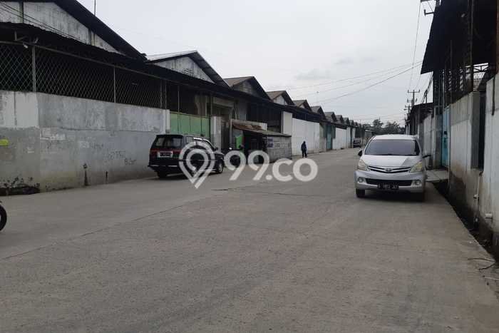 Rumah Mewah Dijual LT 1395m2 di Kosambi, Tangerang Rumah Mewah Dijual LT 1395m2 di Kosambi, Tangerang
