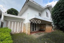 Rumah 4 Kamar Lokasi Nyaman di Kebayoran Baru, Jakarta Selatan Rumah 4 Kamar Lokasi Nyaman di Kebayoran Baru, Jakarta Selatan