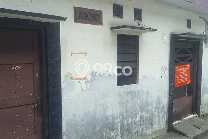Rumah Luas Asri 4 KT Siap Pakai di Bendungan Hilir Jakarta Pusat Rumah Luas Asri 4 KT Siap Pakai di Bendungan Hilir Jakarta Pusat