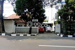 Ready to Use! Luxury House LT 318m2 Desain Elegan di Setiabudi Ready to Use! Luxury House LT 318m2 Desain Elegan di Setiabudi