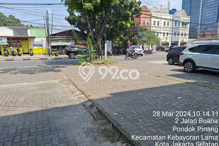 Dijual Ruko di Ciputat Tangerang Selatan LT 149m2 / LB 210m2 Dijual Ruko di Ciputat Tangerang Selatan LT 149m2 / LB 210m2