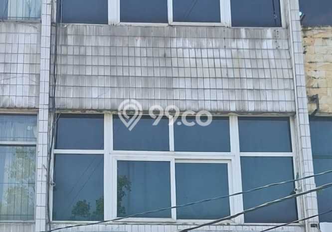 Dijual Ruko di Ciputat Tangerang Selatan LT 149m2 / LB 210m2 Dijual Ruko di Ciputat Tangerang Selatan LT 149m2 / LB 210m2