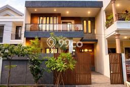 Rumah Mewah Siap Huni LT 135m2 di Kelapa Gading, Jakarta Utara Rumah Mewah Siap Huni LT 135m2 di Kelapa Gading, Jakarta Utara