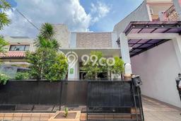 Rumah Luas Asri 4 KT Siap Huni di Galaxy Bekasi Rumah Luas Asri 4 KT Siap Huni di Galaxy Bekasi