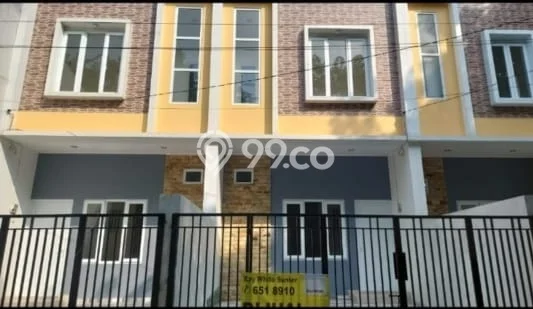 Rumah Strategis Modern Lb 80m2 di Kelapa Gading, Jakarta Utara Rumah Strategis Modern Lb 80m2 di Kelapa Gading, Jakarta Utara