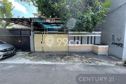 Rumah Modern Cantik 3 KT Bisa Langsung Pindah di Jagakarsa Rumah Modern Cantik 3 KT Bisa Langsung Pindah di Jagakarsa