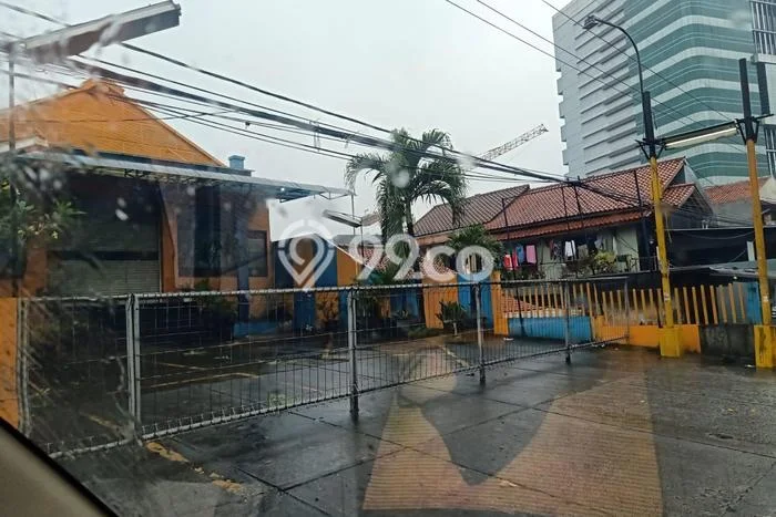 Kantor untuk Disewa di Pusat Depok Luas Bangunan 310m2 Kantor untuk Disewa di Pusat Depok Luas Bangunan 310m2