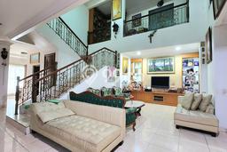 For Sale! Premium House LT 330m2 Desain Elegan di BSD For Sale! Premium House LT 330m2 Desain Elegan di BSD