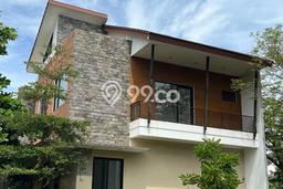 Ready to Use! Luxury House LT 174m2 Desain Modern di BSD Ready to Use! Luxury House LT 174m2 Desain Modern di BSD