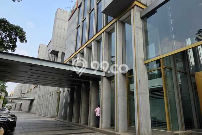 Kantor Dijual di Prime Area Tangerang Luas 1200m2 Kantor Dijual di Prime Area Tangerang Luas 1200m2