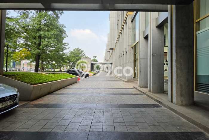 Kantor Dijual di Prime Area Tangerang Luas 1200m2 Kantor Dijual di Prime Area Tangerang Luas 1200m2