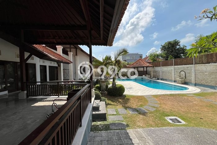 Dijual Rumah Luas Elegan Dengan View Eksklusif di Benoa, Badung Dijual Rumah Luas Elegan Dengan View Eksklusif di Benoa, Badung
