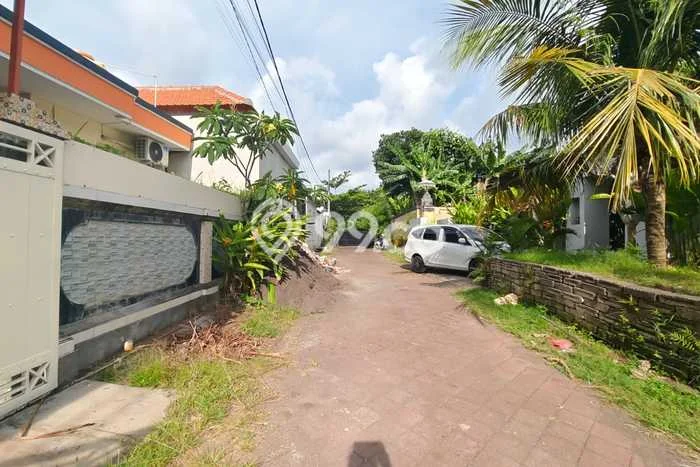 Disewakan! Rumah 4 Kamar Tidur &
2 Kamar Mandi di Jimbaran, Badung Disewakan! Rumah 4 Kamar Tidur &
2 Kamar Mandi di Jimbaran, Badung