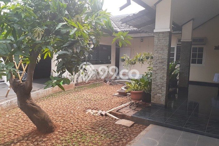 For Sale! Luxury House LT 1000m2 Desain Elegan di Pondok Bambu For Sale! Luxury House LT 1000m2 Desain Elegan di Pondok Bambu
