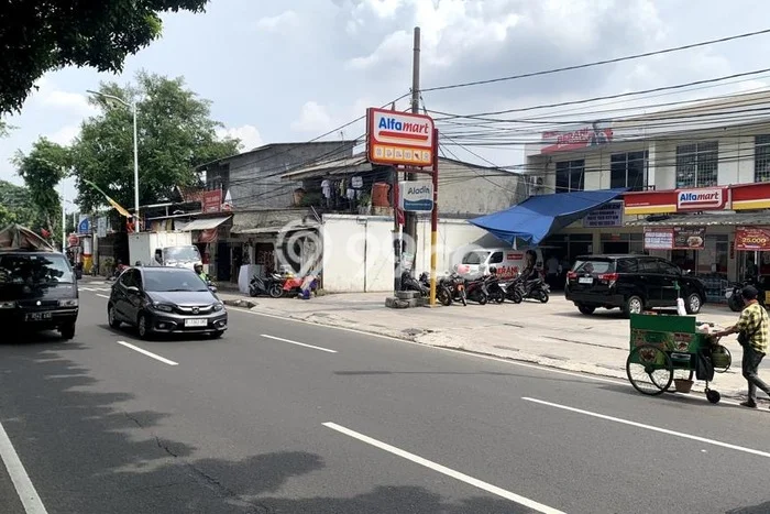 Ruko Dijual di Jakarta Selatan LT 167m2 & LB 334m2 Lokasi Terbaik! Ruko Dijual di Jakarta Selatan LT 167m2 & LB 334m2 Lokasi Terbaik!