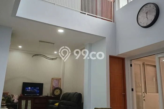 Jual Rumah Mewah Megah Dengan View Eksklusif di Pulogebang, Jakarta Timur Jual Rumah Mewah Megah Dengan View Eksklusif di Pulogebang, Jakarta Timur