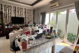 Ready to Use! Premium House LT 170m2 Desain Elegan di Bintaro Ready to Use! Premium House LT 170m2 Desain Elegan di Bintaro