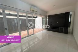 For Sale! Luxury House LT 120m2 Desain Elegan di Sektor 9-Bintaro For Sale! Luxury House LT 120m2 Desain Elegan di Sektor 9-Bintaro