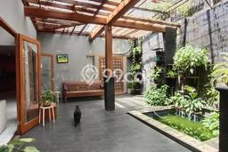 Rumah Eksklusif Dijual LT 150m2 di Bintaro, Tangerang Selatan Rumah Eksklusif Dijual LT 150m2 di Bintaro, Tangerang Selatan