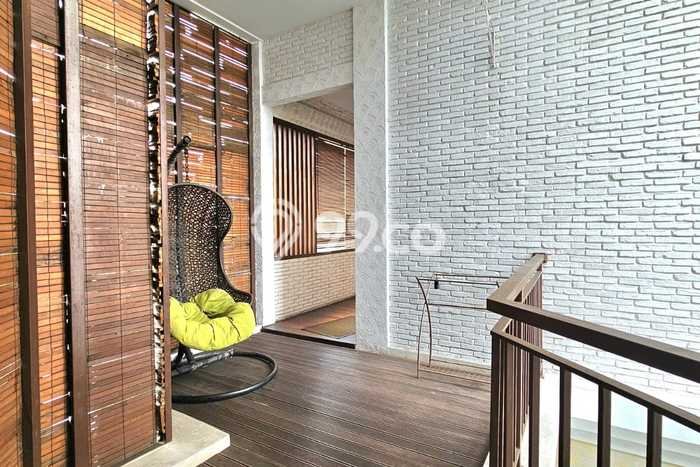Rumah Luxury Modern Siap Huni di Bintaro Tangerang Selatan Rumah Luxury Modern Siap Huni di Bintaro Tangerang Selatan