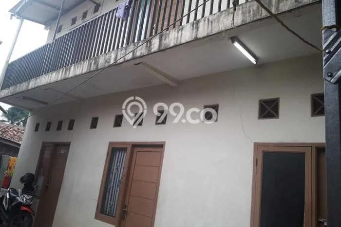 Rumah Kost Dijual di Ciputat, Tangerang Selatan dengan 8 Kamar Tidur, 8 Kamar Mandi Rumah Kost Dijual di Ciputat, Tangerang Selatan dengan 8 Kamar Tidur, 8 Kamar Mandi