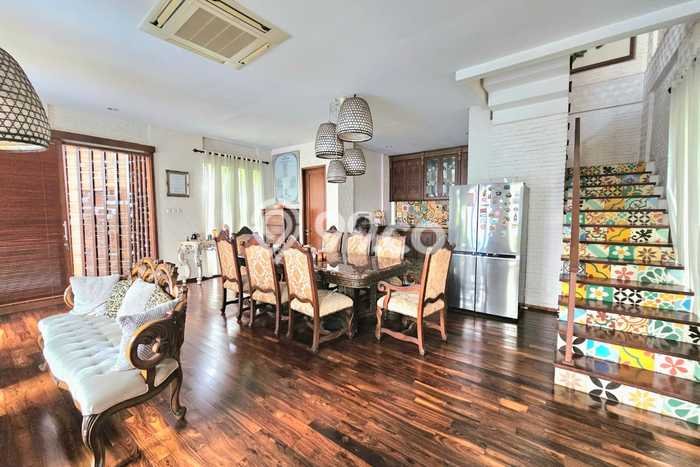 Rumah Luxury Modern Siap Huni di Bintaro Tangerang Selatan Rumah Luxury Modern Siap Huni di Bintaro Tangerang Selatan