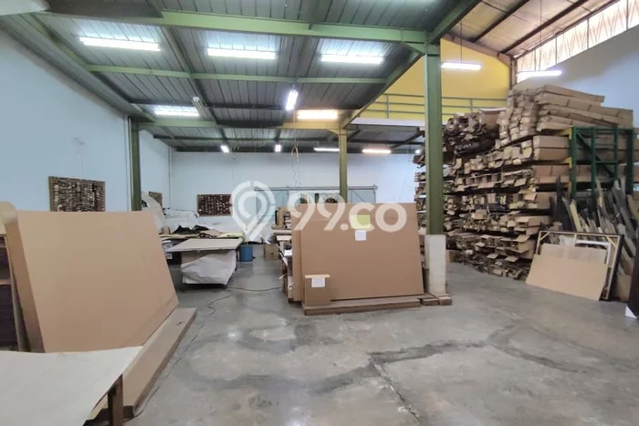Gudang Dijual di Tangerang LT 700m2 & LB 1200m2 Lokasi Terbaik! Gudang Dijual di Tangerang LT 700m2 & LB 1200m2 Lokasi Terbaik!