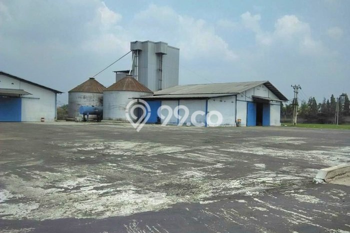 POTENSI BESAR! Pabrik di Jayanti, Luas 10000m², Pusat Komersial POTENSI BESAR! Pabrik di Jayanti, Luas 10000m², Pusat Komersial