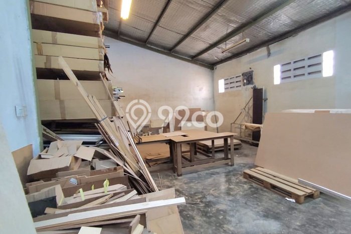 Gudang Dijual di Tangerang LT 700m2 & LB 1200m2 Lokasi Terbaik! Gudang Dijual di Tangerang LT 700m2 & LB 1200m2 Lokasi Terbaik!