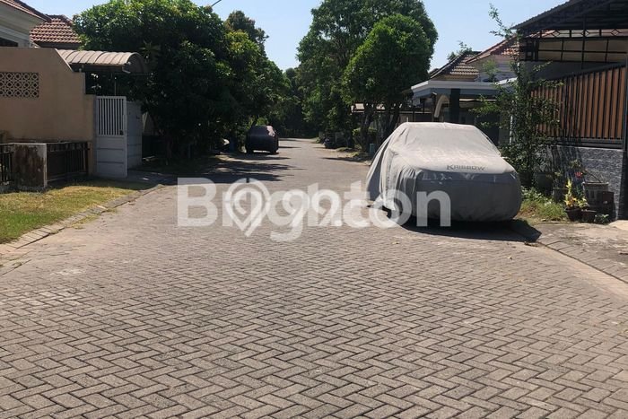 Rumah Modern Cantik 4 Kamar Bisa Langsung Pindah di Taman Rumah Modern Cantik 4 Kamar Bisa Langsung Pindah di Taman