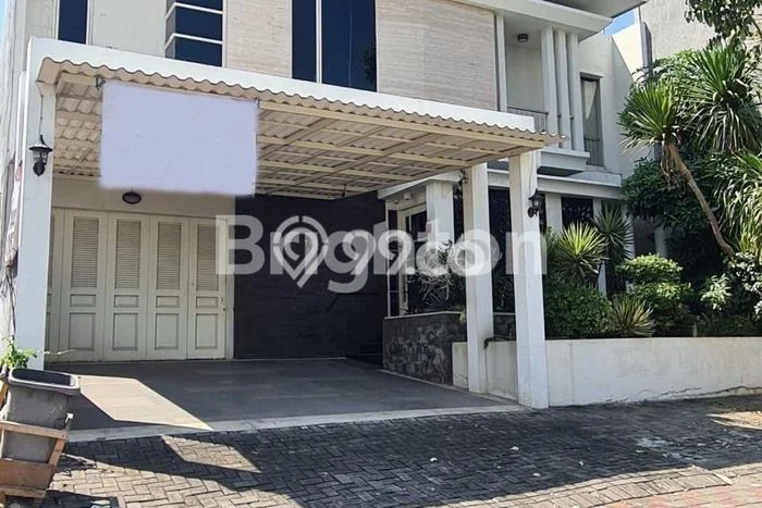 Dijual Rumah Mewah Megah Dengan View Eksklusif di Citraland, Surabaya Dijual Rumah Mewah Megah Dengan View Eksklusif di Citraland, Surabaya