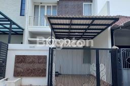 Dijual Terbatas Rumah LT 102m2m² di Kawasan Residential , Surabaya Dijual Terbatas Rumah LT 102m2m² di Kawasan Residential , Surabaya