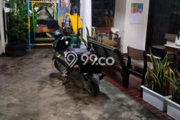 Rumah Luxury Modern Tanpa Renovasi di Cawang Jakarta Timur Rumah Luxury Modern Tanpa Renovasi di Cawang Jakarta Timur