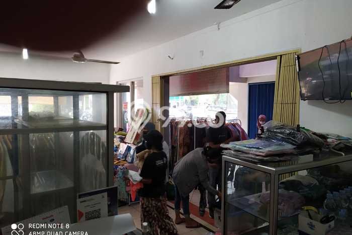 Ruko Bagus Dijual LB 80m2 Lokasi Strategis Tangerang Selatan Area Cocok untuk Berbisnis Ruko Bagus Dijual LB 80m2 Lokasi Strategis Tangerang Selatan Area Cocok untuk Berbisnis