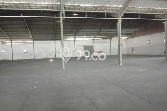 Pabrik Disewa di Rungkut, Surabaya, LT 12000m2 / LB 9000m2 Pabrik Disewa di Rungkut, Surabaya, LT 12000m2 / LB 9000m2