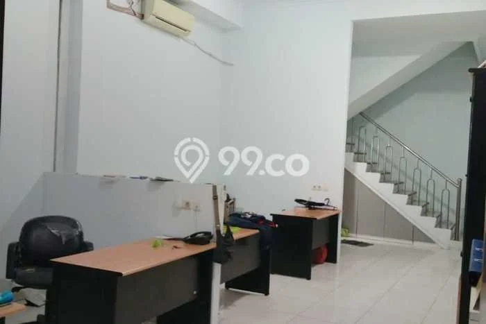 FOR RENT! Ruko di Jelambar Cocok untuk Bisnis 172m2 FOR RENT! Ruko di Jelambar Cocok untuk Bisnis 172m2
