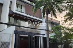 Hunian Mewah LB 465m2 Siap Huni Desain Elegan di Kalideres, Jakarta Barat Hunian Mewah LB 465m2 Siap Huni Desain Elegan di Kalideres, Jakarta Barat