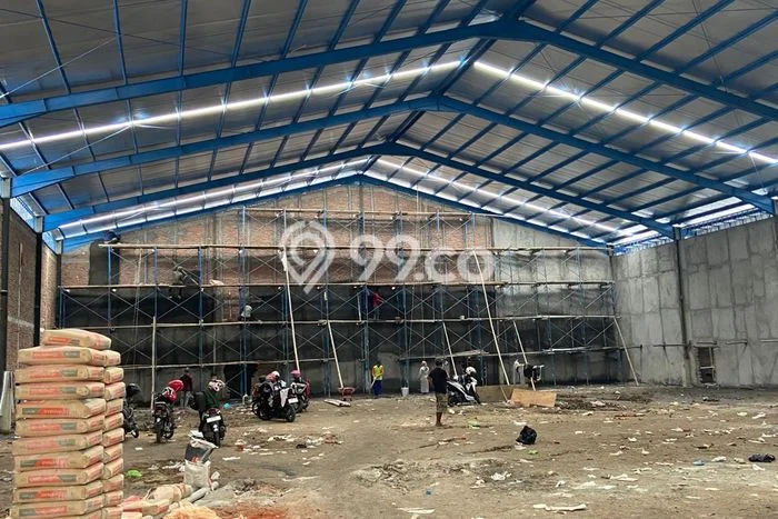 Gudang paling strategis disewakan di Ngaliyan Semarang Gudang paling strategis disewakan di Ngaliyan Semarang