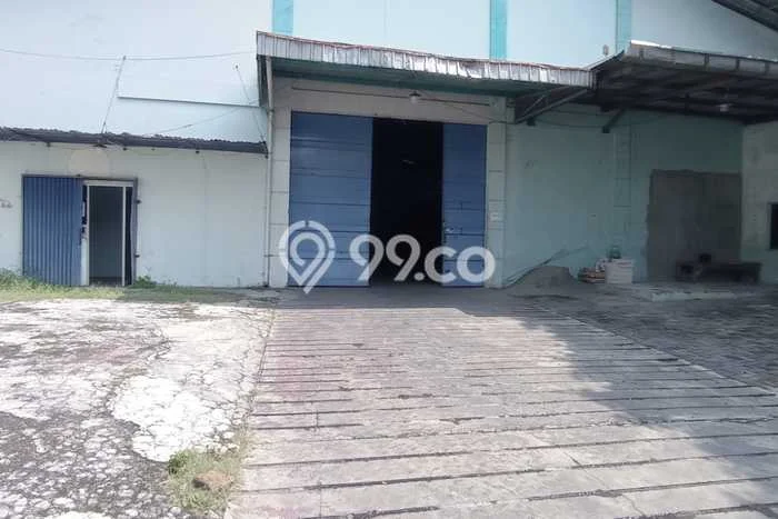 Disewakan Gudang di Kawasan Ramai Krapyak Luas 800m2 Disewakan Gudang di Kawasan Ramai Krapyak Luas 800m2