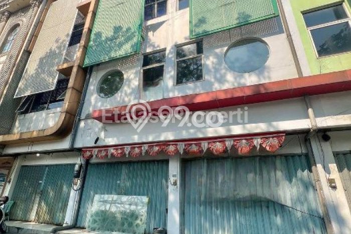 Paling Dicari! Ruko Dijual di Raya A Yani Harga Kompetitif Paling Dicari! Ruko Dijual di Raya A Yani Harga Kompetitif