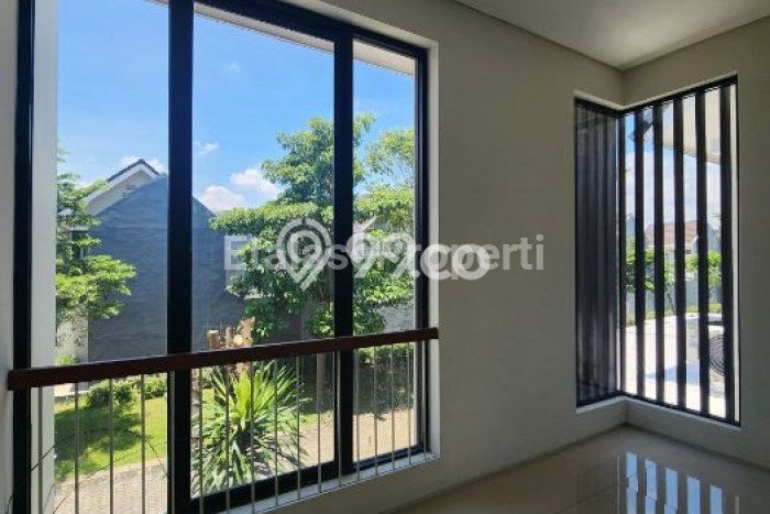 Rumah Disewakan Surabaya LT 55m2 LB 55m2 Kawasan Citraland Rumah Disewakan Surabaya LT 55m2 LB 55m2 Kawasan Citraland