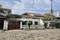 Hunian Elit LB 250m2 Siap Huni Desain Elegan di Dharma Husada, Surabaya Hunian Elit LB 250m2 Siap Huni Desain Elegan di Dharma Husada, Surabaya