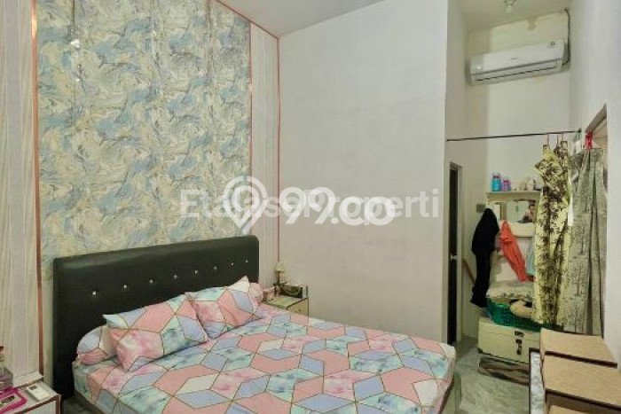 For Sale Rumah 3 Kamar Lokasi Ideal Bagus dan Strategis di Waru For Sale Rumah 3 Kamar Lokasi Ideal Bagus dan Strategis di Waru