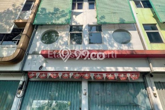 Paling Dicari! Ruko Dijual di Raya A Yani Harga Kompetitif Paling Dicari! Ruko Dijual di Raya A Yani Harga Kompetitif