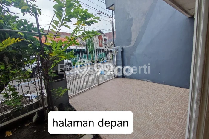 Jual Rumah Minimalis Bagus Punya 4 KT di Sidoarjo Sidoarjo SHM Jual Rumah Minimalis Bagus Punya 4 KT di Sidoarjo Sidoarjo SHM