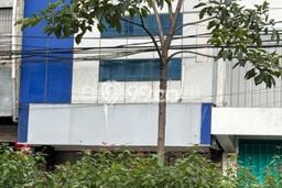 FOR RENT! Ruko di Kedung Doro Cocok untuk Bisnis 350m2 FOR RENT! Ruko di Kedung Doro Cocok untuk Bisnis 350m2