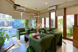 HUNIAN PILIHAN! Rumah di , 10 KT, Lingkungan Strategis, LT 470m2m² LB 700m2m² HUNIAN PILIHAN! Rumah di , 10 KT, Lingkungan Strategis, LT 470m2m² LB 700m2m²