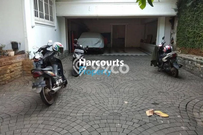 Hot Offer Hunian Premium Ideal dan Luas di Menteng, Jakarta Pusat Hot Offer Hunian Premium Ideal dan Luas di Menteng, Jakarta Pusat