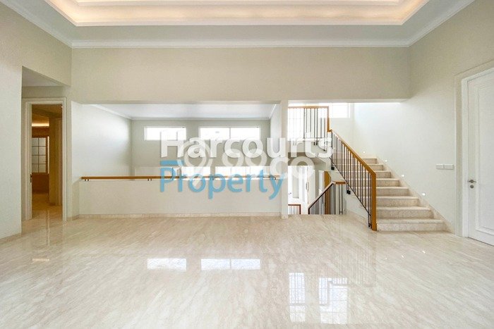 For Sale! Premium House LT 700m2 Desain Elegan di patra kuningan For Sale! Premium House LT 700m2 Desain Elegan di patra kuningan